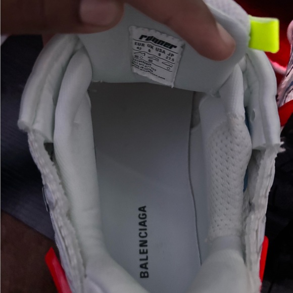 BALENCIAGA WHITE RUNNERS - Picture 7 of 8